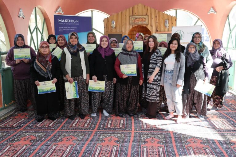 koy-universitesinde-cok-yonlu-egitim-9OnZBgnN.jpg