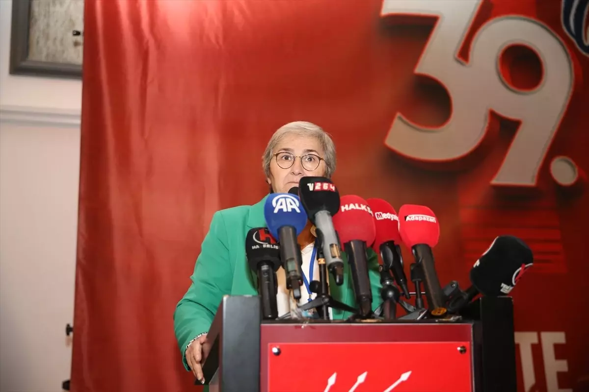 curoglu yeniden chp sakarya il baskani Xg4NFYy9.jpg