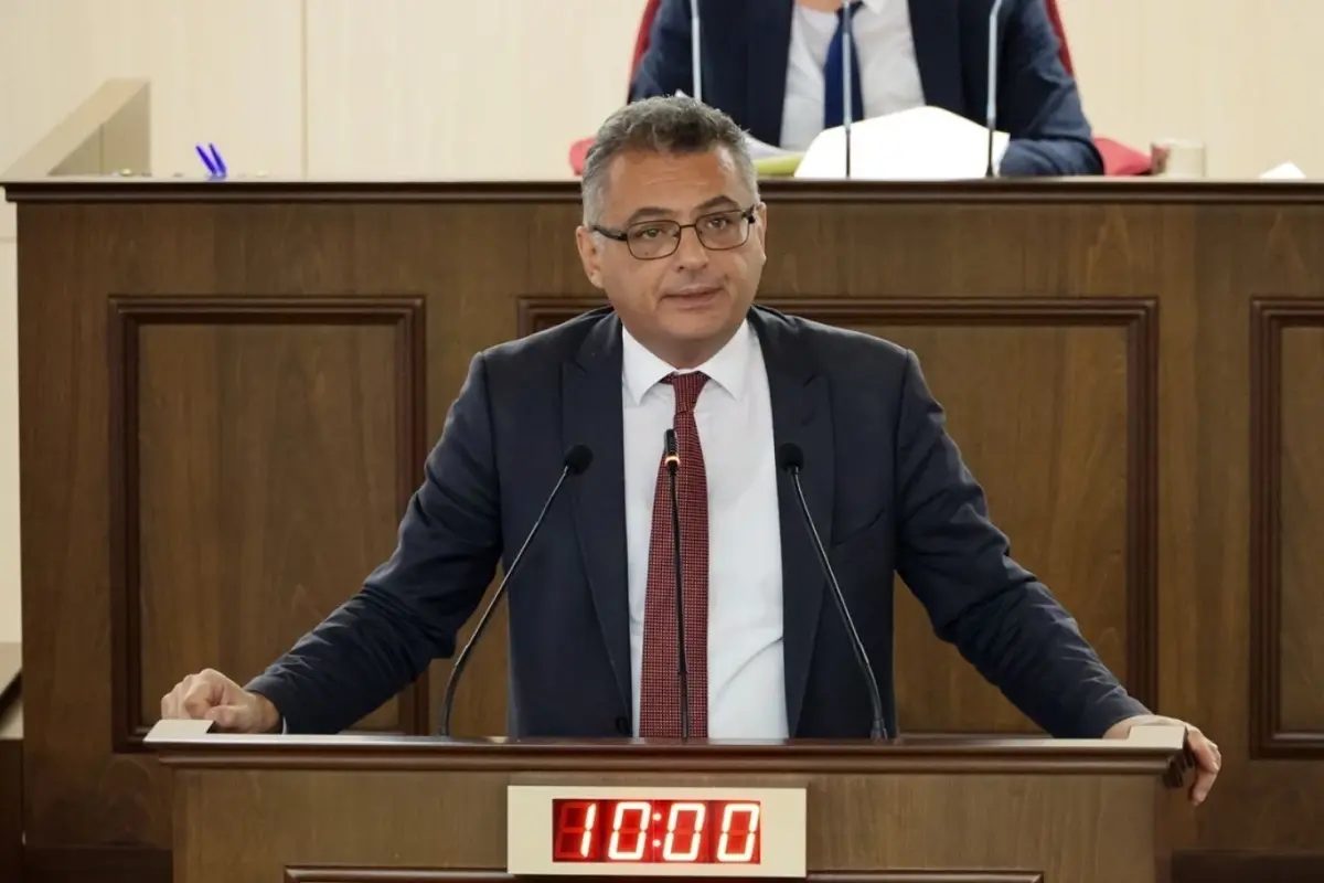 resmi olmayan sonuclara gore ipi gogusledi kktcnin yeni cumhurbaskani kimdir XlOPaa4O.jpg